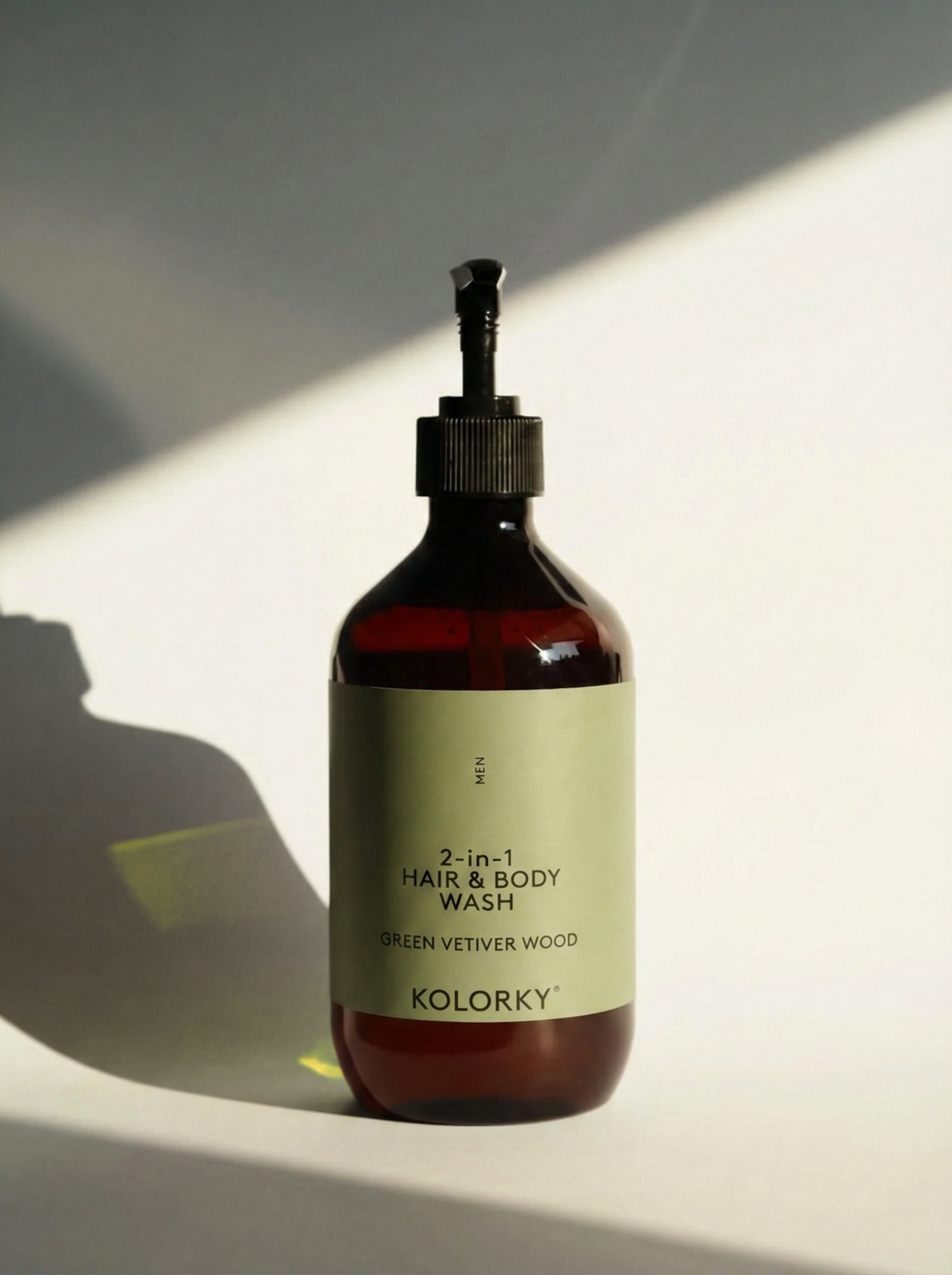 2-in-1 HAIR & BODY WASH, Green, Vetiver Wood, 490 ml