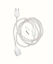 Kabel se spínačem do zásuvky 4 m